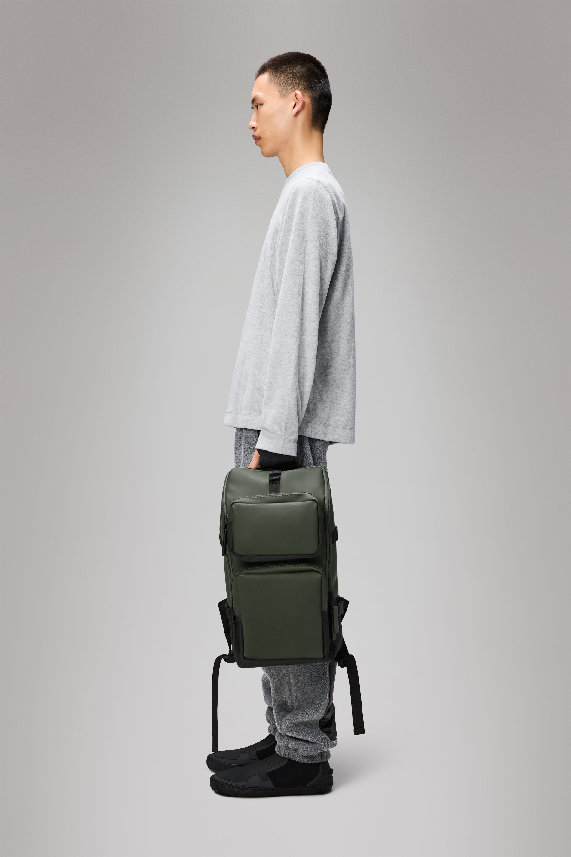 RAINS Trail Cargo Backpack Green 14L H45 x D12 x W26 cm Backpack